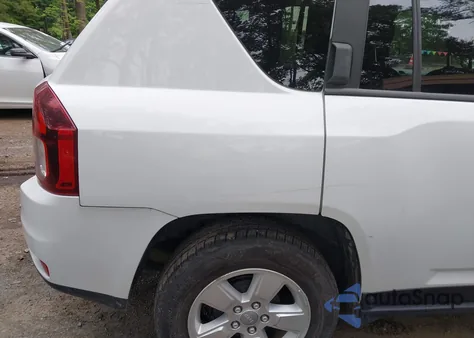 2014 Jeep Compass Sport из США, поврежденный, VIN 1C4NJCBA1ED777250